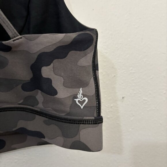 Torrid Happy Camper Front Zip Sport Bra Camo Print Women 2 X - Picture 5 of 9